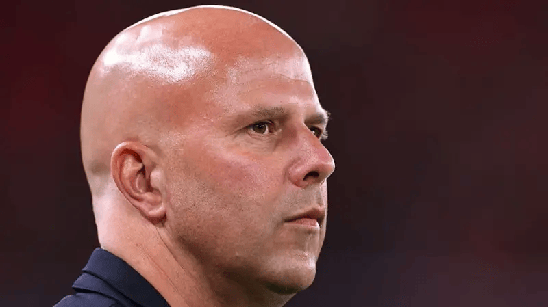 在对阵伯恩, 赛时 在对阵伯恩, 赛时