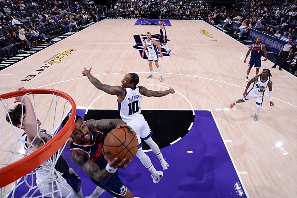 三分线外, 场均出场时